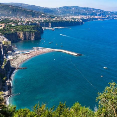 Seven-Star Shopping Havens for Shopaholics