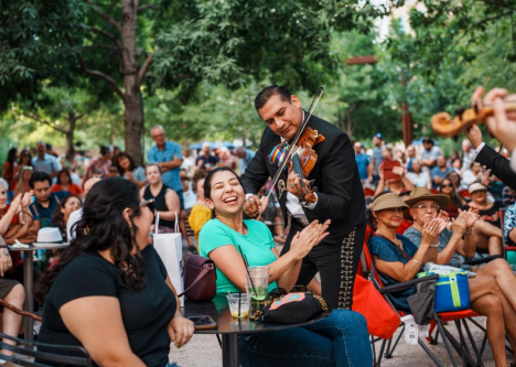The National Travel Bureau of the United States (GoUSA) has launched an online event called “Play America Experience” to boost the development of the American tourism industry.